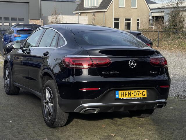 Mercedes-Benz GLC-KLASSE Coupé 300e 4MATIC AMG Line Head Up | Schuifdak | ACC | Camera | Sfeerverlichting plug in hybrid