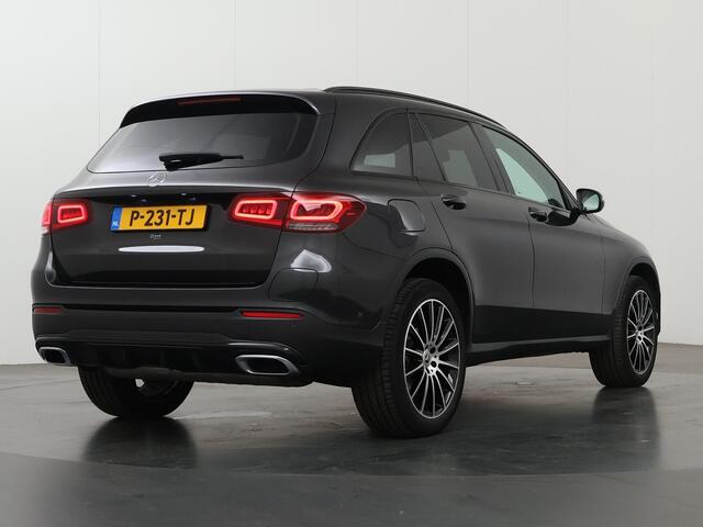 Mercedes-Benz GLC-KLASSE 300e 4MATIC Business Solution AMG | Night | Achteruitrijcamera | Stoelverwarming | Keyless Go |