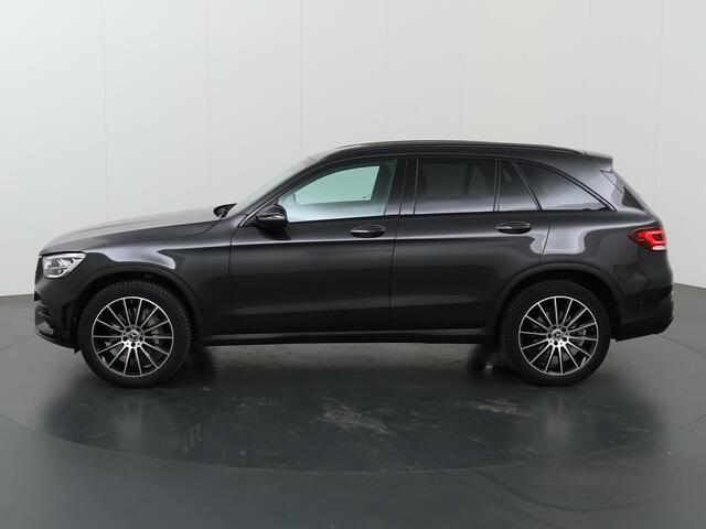 Mercedes-Benz GLC-KLASSE 300e 4MATIC Business Solution AMG | Night | Achteruitrijcamera | Stoelverwarming | Keyless Go |