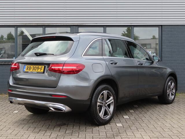 Mercedes-Benz GLC-KLASSE 250 4MATIC Premium Plus | Panoramaschuifdak | stoelen elektrisch verstelbaar + geheugen | camera | lederen bekleding