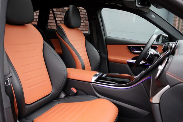 Mercedes-Benz GLC-KLASSE 400e 4MATIC AMG Line Aut9 | Luchtvering | Achterasbesturing | Distronic+ | Burmester | Stoelventilatie | Verwarmd Stuurwiel | Trekhaak | HUD | Leder | Digital Light | Panoramadak |