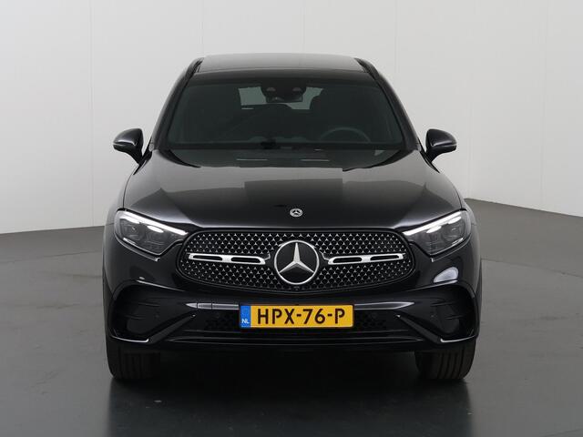 Mercedes-Benz GLC-KLASSE 300e 4MATIC AMG Line | Premium plus | Panoramadak | Night | Burmester | Trekhaak | Rij assistentie | Winter pakket | 360 graden camera |
