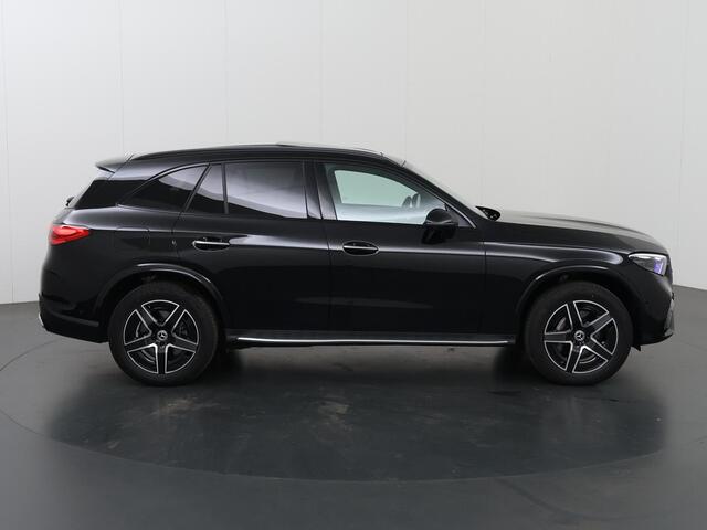 Mercedes-Benz GLC-KLASSE 300e 4MATIC AMG Line | Premium plus | Panoramadak | Night | Burmester | Trekhaak | Rij assistentie | Winter pakket | 360 graden camera |