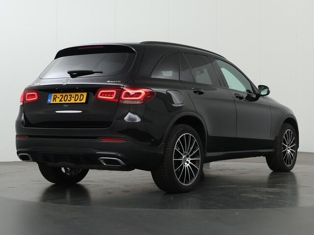 Mercedes-Benz GLC-KLASSE 300e 4MATIC Business Solution AMG | Night | 20" lichtmetalen velgen | Stoelverwarming | Sfeerverlichting |