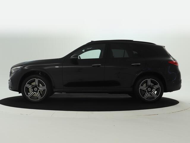 Mercedes-Benz GLC-KLASSE 300e 4MATIC Sport Edition | Trekhaak | Nightpakket | Rijassistentiepakket Plus | AMG Premium Plus | DISTRONIC PLUS | Winter pakket | Memorypakket | Parkeerpakket met 360°-camera | KEYLESS GO-comfortpakket |