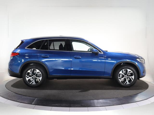 Mercedes-Benz GLC-KLASSE 300e 4MATIC Business Line | Panorama-schuifdak | Trekhaak | 360* camera | Stoelverwarming | Sfeerverlichting