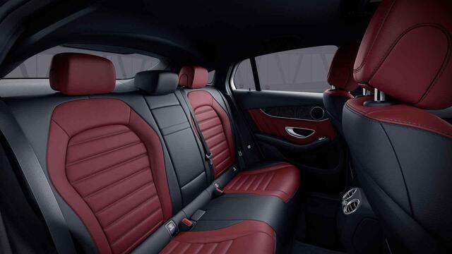 Mercedes-Benz GLC-KLASSE Coupé 250 4MATIC Edition 1 | AMG | Night | Schuif/kanteldak | Treeplanken | Sportuitlaat | 20" lichtmetalen velgen |