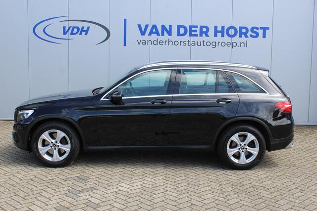 Mercedes-Benz GLC-KLASSE 250-211pk 4MATIC 'Premium'. AUTOMAAT ! Nette 4-wiel aangedreven wagen, trekgewicht 2.400kg ! Autm. airco, navigatie, telefoonvoorb., camera, comfortstoelen, elektr. achterklep, elektr. trekhaak, metallic lak, LM wielen, LED verlichting, etc, etc.