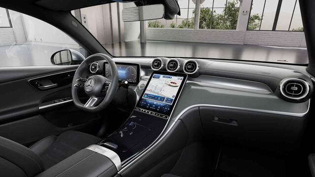 Mercedes-Benz GLC-KLASSE Coupé 300e 4MATIC AMG Line | Verwarmd stuur | Getint glas | Sfeerverlichting |