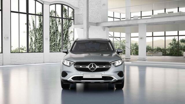 Mercedes-Benz GLC-KLASSE 300e 4MATIC Luxury Line | Trekhaak | Winter pakket | 360 graden camera |