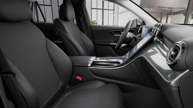 Mercedes-Benz GLC-KLASSE 300e 4MATIC Luxury Line | Trekhaak | Winter pakket | 360 graden camera |