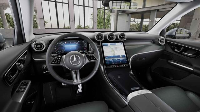 Mercedes-Benz GLC-KLASSE 300e 4MATIC Luxury Line | Trekhaak | Winter pakket | 360 graden camera |