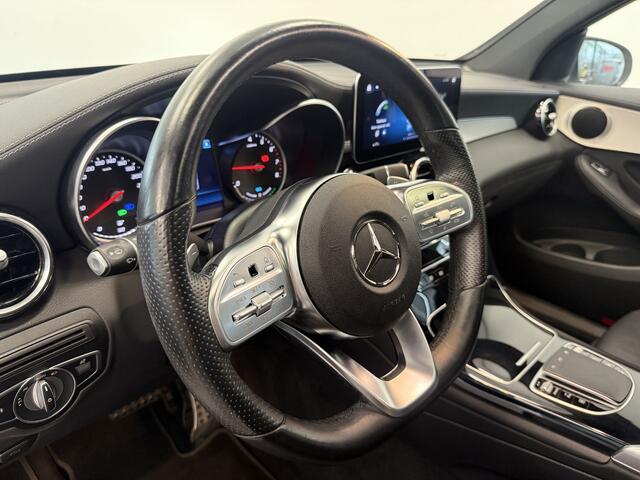 Mercedes-Benz GLC-KLASSE Coupé 300e 4MATIC Business Solution AMG Panoramadak PDC Achteruitrijcamera