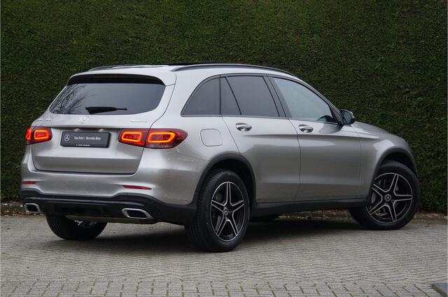 Mercedes-Benz GLC-KLASSE 300 4MATIC AMG line | Pano Distronic Memory Trekhaak