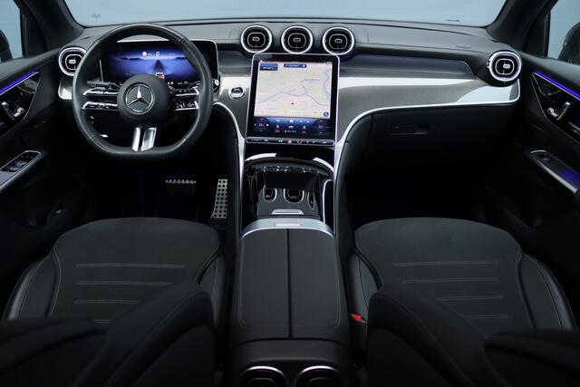 Mercedes-Benz GLC-KLASSE Coupé 300 4MATIC AMG Line Aut9 | Panoramadak | Distronic Pro | Trekhaak | Verwarmd Stuurwiel | Surround Camera | Memory | Nightpakket | Sfeerverlichting |