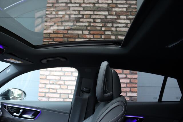 Mercedes-Benz GLC-KLASSE Coupé 300 4MATIC AMG Line Aut9 | Panoramadak | Distronic Pro | Trekhaak | Verwarmd Stuurwiel | Surround Camera | Memory | Nightpakket | Sfeerverlichting |