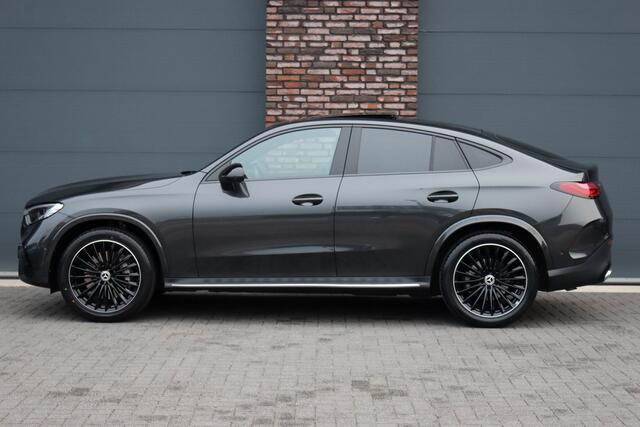 Mercedes-Benz GLC-KLASSE Coupé 300 4MATIC AMG Line Aut9 | Panoramadak | Distronic Pro | Trekhaak | Verwarmd Stuurwiel | Surround Camera | Memory | Nightpakket | Sfeerverlichting |