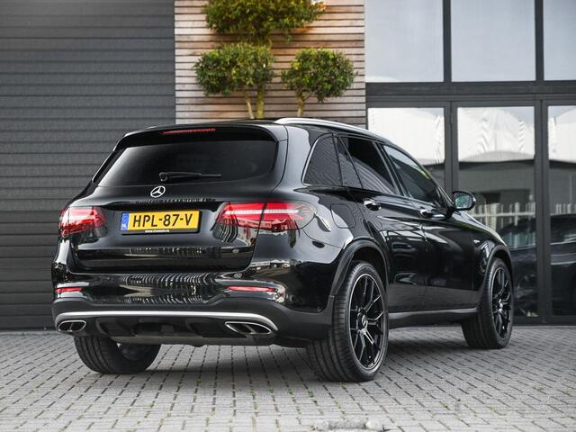 Mercedes-Benz GLC-KLASSE AMG 43 4MATIC Pano Burmester 21 Inch