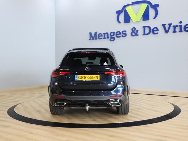 Mercedes-Benz GLC-KLASSE 300e 4MATIC AMG Line Airco ECC | 360 Camera | Memory | Panorama | Trekhaak | Sfeer | Adaptive Cruise | Isofix | NAP