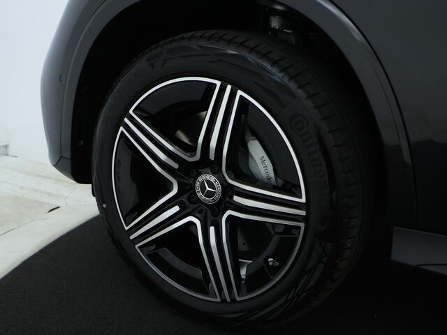 Mercedes-Benz GLC-KLASSE 300e 4MATIC Sport Edition | Trekhaak | Nightpakket | Parkeerpakket met 360°-camera | Premium pakket | EASY PACK achterklep | URBAN GUARD voertuigbescherming plus | Dodehoekassistent | Memorypakket |