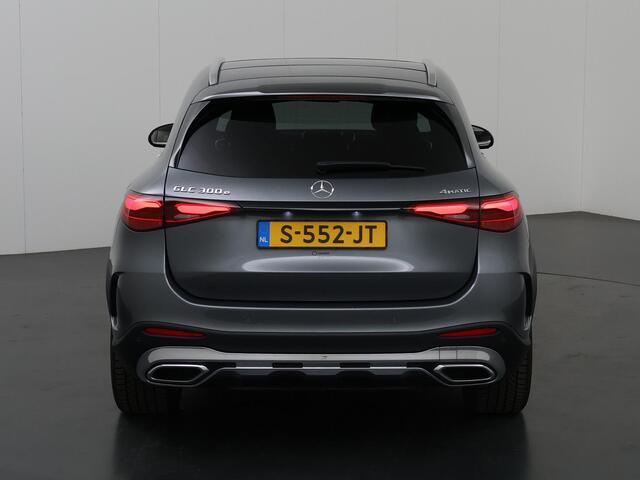 Mercedes-Benz GLC-KLASSE 300e 4MATIC AMG Line | Panoramadak | Keyless | 360 graden camera | Digital Light | Memory | 20" lichtmetalen velgen | Lederen bekleding |