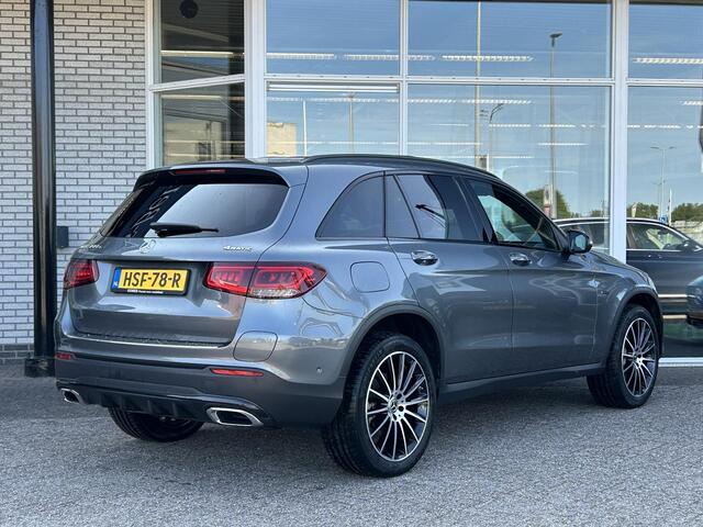 Mercedes-Benz GLC-KLASSE 300e 4MATIC AMG | Panoramadak | Distronic