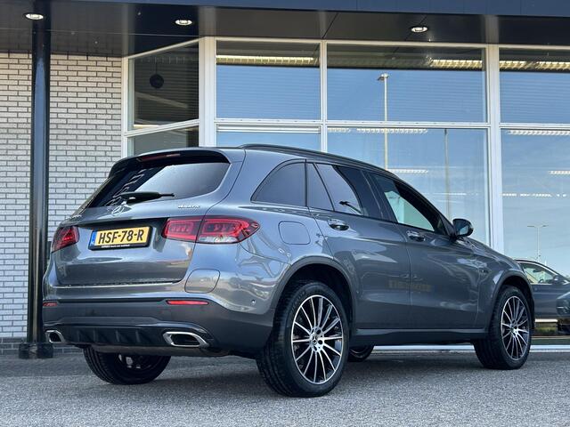 Mercedes-Benz GLC-KLASSE 300e 4MATIC AMG | Panoramadak | Distronic