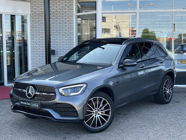 Mercedes-Benz GLC-KLASSE 300e 4MATIC AMG | Panoramadak | Distronic