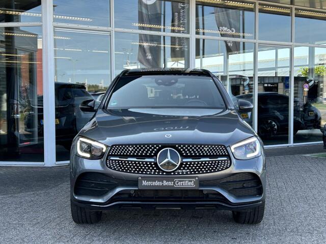 Mercedes-Benz GLC-KLASSE 300e 4MATIC AMG | Panoramadak | Distronic