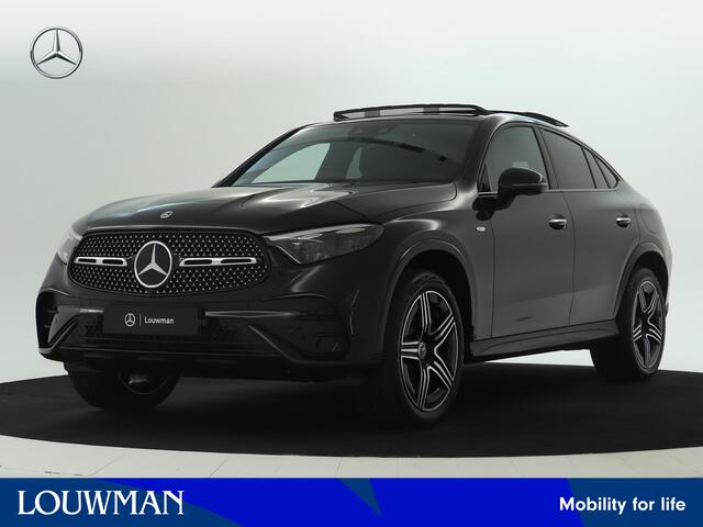 Mercedes-Benz GLC-KLASSE 300e 4MATIC Sport Edition | Trekhaak | Rijassistentiepakket Plus | Nightpakket | AMG Premium | DISTRONIC PLUS | URBAN GUARD voertuigbescherming plus | Parkeerpakket met 360°-camera | KEYLESS GO-comfortpakket |