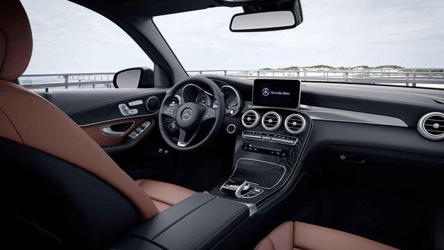 Mercedes-Benz GLC-KLASSE 250 4MATIC Prestige | Trekhaak | Memory | 360 graden camera | Lederen bekleding | Stoelverwarming |