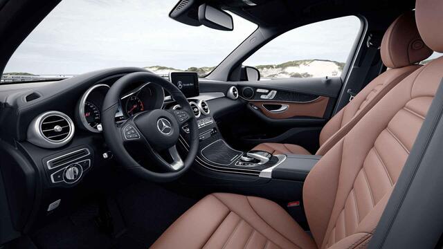 Mercedes-Benz GLC-KLASSE 250 4MATIC Prestige | Trekhaak | Memory | 360 graden camera | Lederen bekleding | Stoelverwarming |
