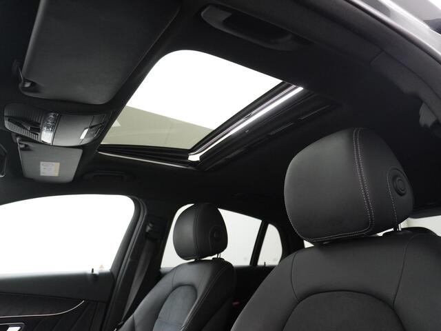 Mercedes-Benz GLC-KLASSE Coupé 250 4MATIC Premium Plus AMG Styling Schuifdak Trekhaak Treeplanken