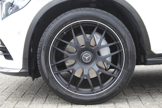 Mercedes-Benz GLC-KLASSE Coupé 250 4MATIC Premium Plus AMG pakket/AUTOMAAT/Burmester/Schuifkanteldak/Navigatie/360° Camera/Dodehoek detectie/Parkeersensoren rondom/Climate control/Adaptive cruise control/Stoelverwarming/Elektrische achterklep/Elektrisch verstelbare stoelen/20'' L