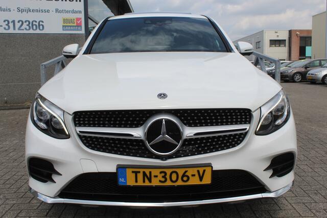 Mercedes-Benz GLC-KLASSE Coupé 250 4MATIC Premium Plus AMG pakket/AUTOMAAT/Burmester/Schuifkanteldak/Navigatie/360° Camera/Dodehoek detectie/Parkeersensoren rondom/Climate control/Adaptive cruise control/Stoelverwarming/Elektrische achterklep/Elektrisch verstelbare stoelen/20'' L