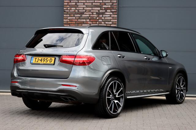 Mercedes-Benz GLC-KLASSE AMG 43 4MATIC | Luchtvering | Distronic+ | Memory | Panoramadak | Head-Up | Burmester | Stoelventilatie | Surround Camera | Nightpakket | Keyless-Go |
