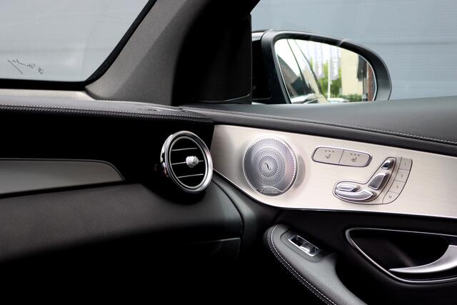 Mercedes-Benz GLC-KLASSE AMG 43 4MATIC | Luchtvering | Distronic+ | Memory | Panoramadak | Head-Up | Burmester | Stoelventilatie | Surround Camera | Nightpakket | Keyless-Go |