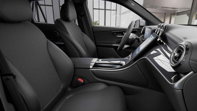 Mercedes-Benz GLC-KLASSE 300e 4MATIC Luxury Line | Digital Light | Memory | Stoelverwarming | Sfeerverlichting |