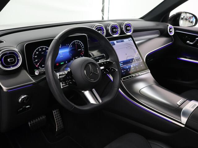 Mercedes-Benz GLC-KLASSE 300e 4MATIC AMG Line | Panoramadak | Trekhaak | Night pakket | Winter pakket |