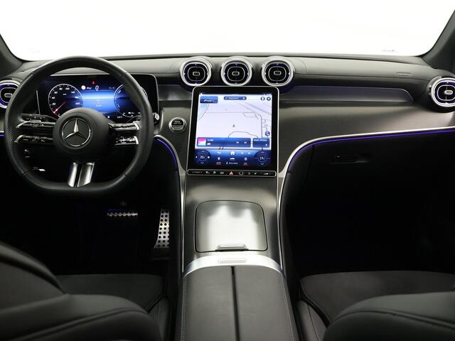 Mercedes-Benz GLC-KLASSE 300e 4MATIC AMG Line | Panoramadak | Trekhaak | Night pakket | Winter pakket |