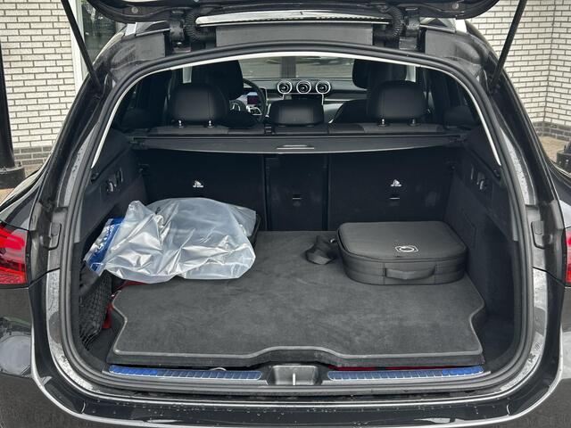 Mercedes-Benz GLC-KLASSE 300e 4MATIC Luxury Line | Trekhaak | Memory | Voorstoelen verwarmd