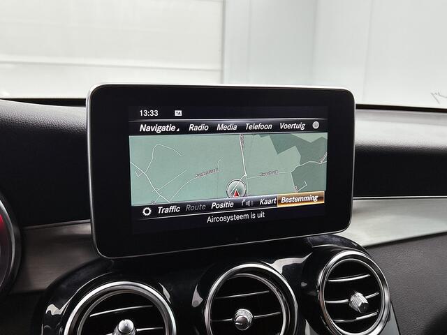 Mercedes-Benz GLC-KLASSE 250 4MATIC Business Solution AMG | Schuif/kanteldak | Treeplanken | 5 spaaks licht metalen velgen | Navigatie Parking support met camera achter | Inclusief 12 Maanden Garantie