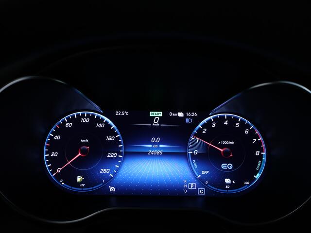 Mercedes-Benz GLC-KLASSE Coupé 300 e AMG Plug-In Hybride | Schuifdak | Achteruitrijcamera | Apple Carplay | Digitale Cockpit | Inclusief 24 maanden MB Certified garantie voor Europa.