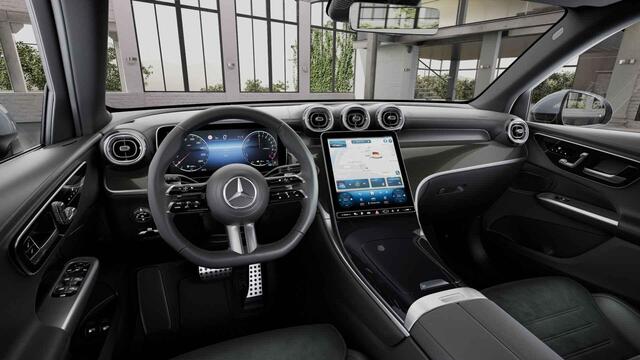 Mercedes-Benz GLC-KLASSE 400e 4MATIC Sport Edition | Panoramaschuifdak | Premium Pakket | Trekhaak | Matrix Led