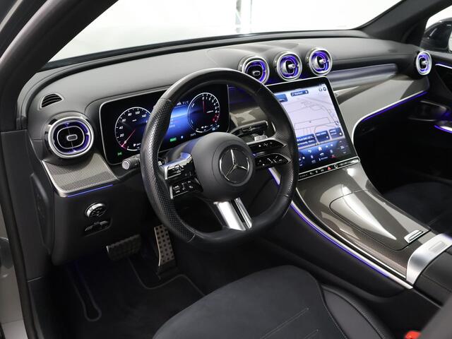 Mercedes-Benz GLC-KLASSE 300e 4MATIC AMG Line | Night | Panoramadak | Burmester 3D | Memory | Trekhaak | 20" lichtmetalen velgen | Sfeerverlichting |