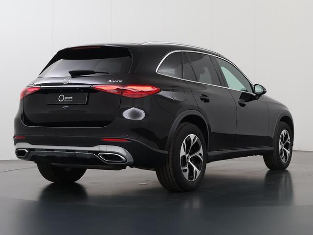 Mercedes-Benz GLC-KLASSE 300e 4MATIC Luxury Line | Stoelkoeling | Winter pakket | Zwarte hemel |