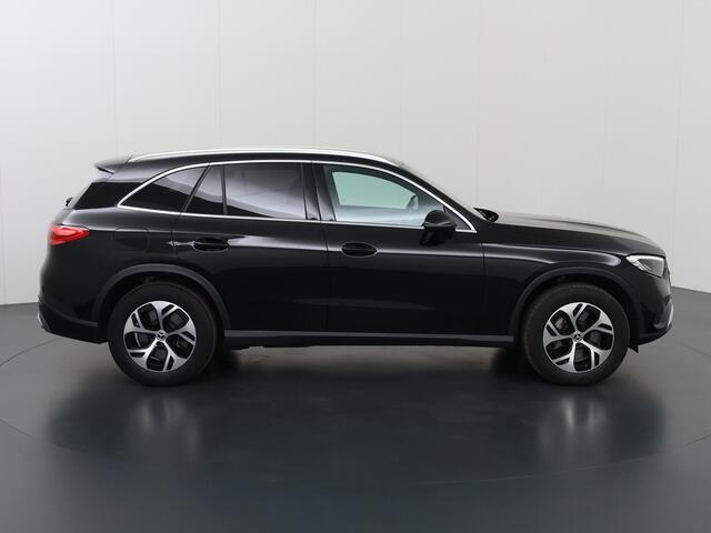 Mercedes-Benz GLC-KLASSE 300e 4MATIC Luxury Line | Stoelkoeling | Winter pakket | Zwarte hemel |