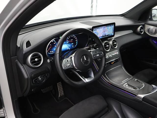Mercedes-Benz GLC-KLASSE 300e 4MATIC Business Solution AMG | Panoramadak | Burmester | Trekhaak | Keyless | Widescreen | Sfeerverlichting | Stoelverwarming |