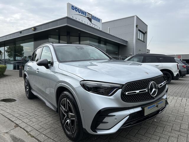 Mercedes-Benz GLC-KLASSE 300e 4MATIC AMG Line Night Pano-Dak | Trekhaak | Leer | Stoel & Stuurverw. | 360-Camera
