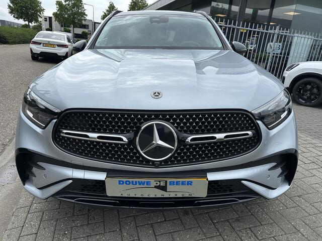 Mercedes-Benz GLC-KLASSE 300e 4MATIC AMG Line Night Pano-Dak | Trekhaak | Leer | Stoel & Stuurverw. | 360-Camera